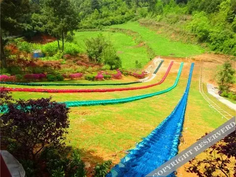 Гуйян: Xiangzhigou Maple Valley Holiday Hotel