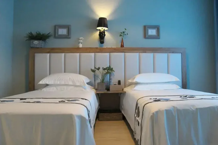 Дунъян: Rongyi.Yanyu Jiangnan Homestay