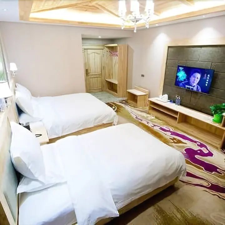 Хулун-Буир: Wanting Deep Breath Hotel