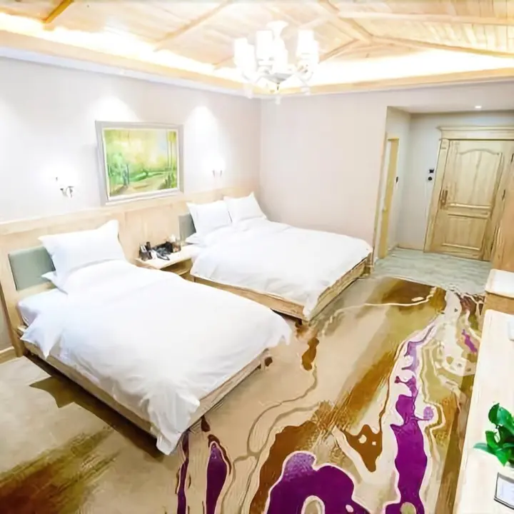 Хулун-Буир: Wanting Deep Breath Hotel