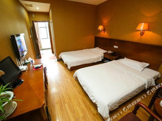 Ичан: Lijia Business Hotel