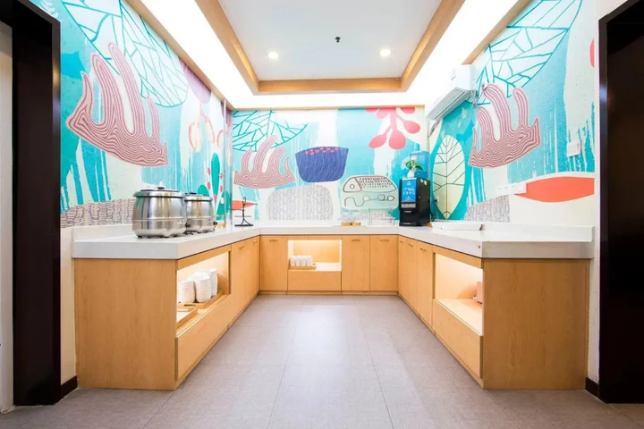 Чжэнчжоу: HanTing Hotel (Zhengzhou Qinling Road Jinyi City)