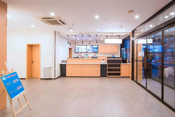 Чжэнчжоу: HanTing Hotel (Zhengzhou Qinling Road Jinyi City)