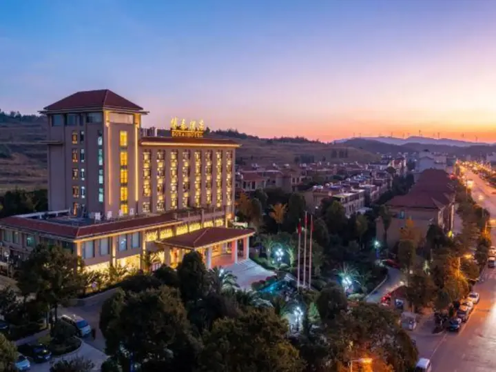 Цюйцзин: Botai Hotel