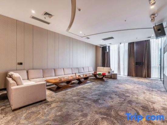 Вэйнань: Wenyuange Hotel