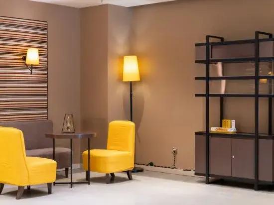 Шэньян: Homeinn Plus Hotel (Shenyang Hunnan Olympic Center Rongxing Building)