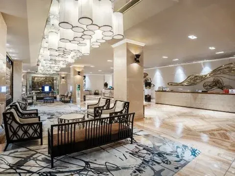 Мэнцзы: Yue Tian Xia Hotel