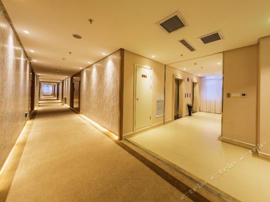 Лоян: Luanchuan Yayuan Hotel