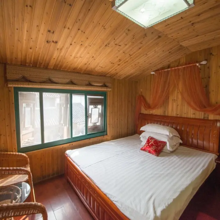 Цзясинь: Wuzhen Dongzha Auntie Jiang Hostel