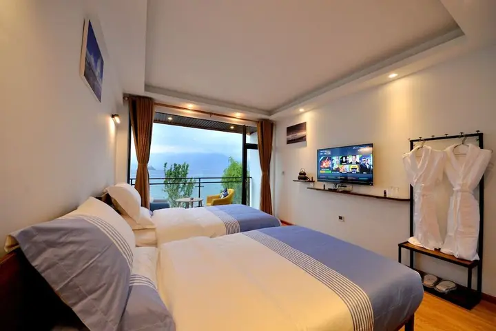 Лицзян: Lugu Lake Guanlanyue Inn