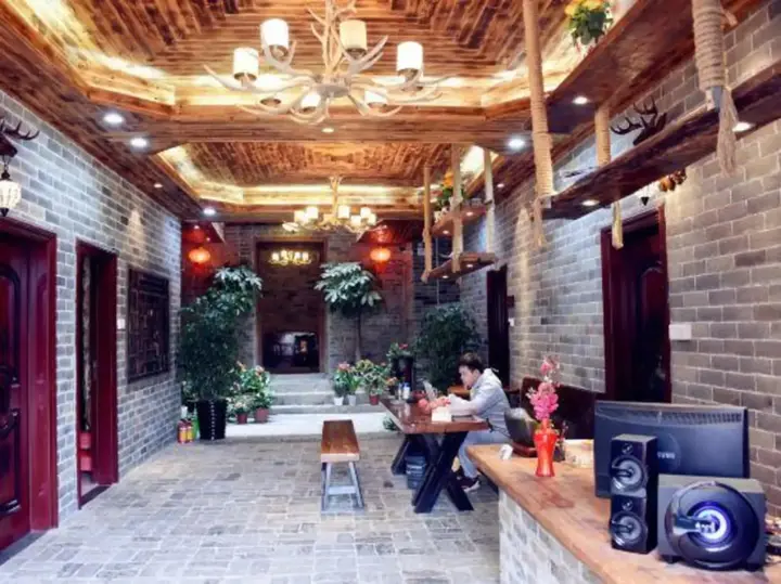 Хэчжоу: Zaishui Yifang Inn (Zhaoping Huangyao Ancient Town Longzhu)