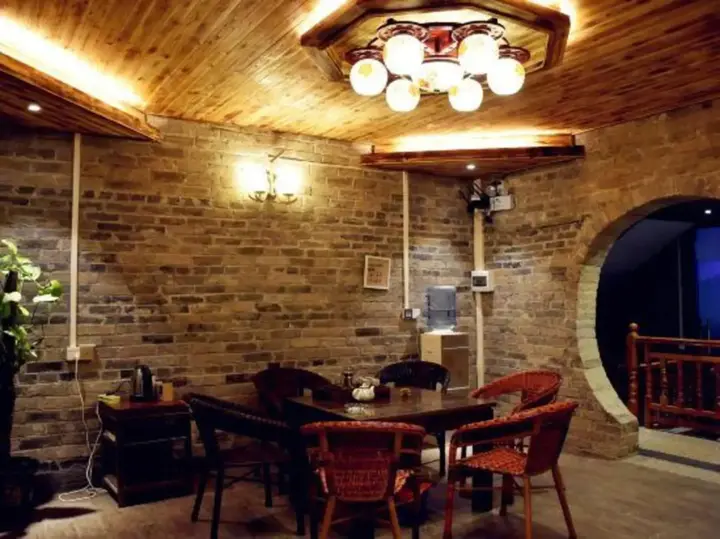 Хэчжоу: Zaishui Yifang Inn (Zhaoping Huangyao Ancient Town Longzhu)