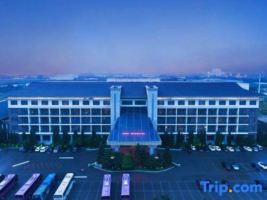 Инкоу: Yijiangnan Hotel