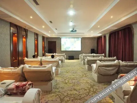 Инкоу: Yijiangnan Hotel