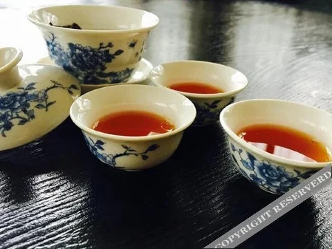 Либо: Yi Le Garden Hotel