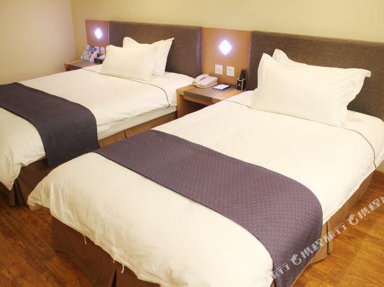 Шэньян: V Yeginn Hotel