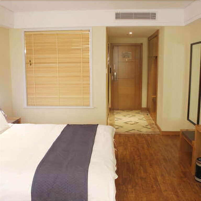 Шэньян: V Yeginn Hotel
