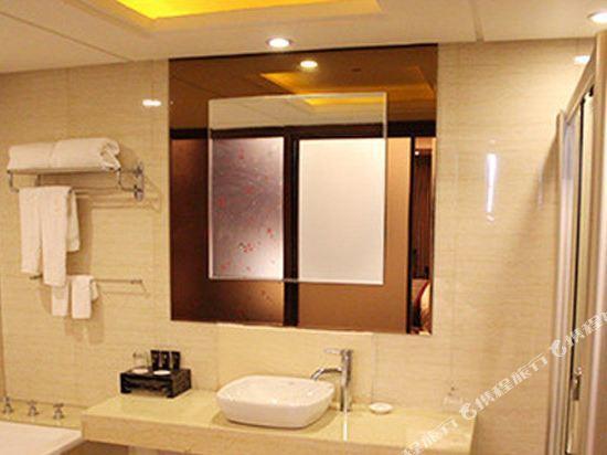 Синьсян: Yilan Hotel
