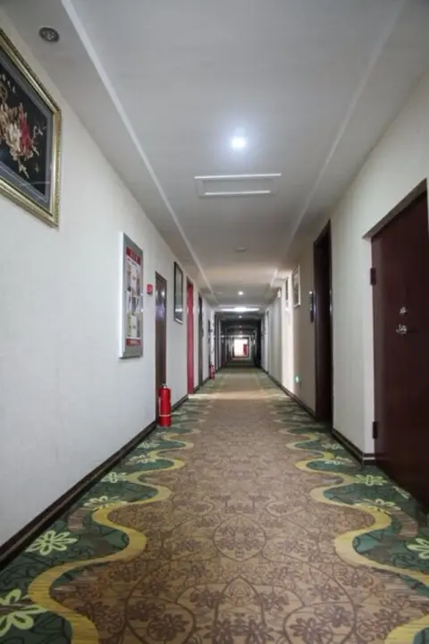 Синин: Qinghai Muslin Hotel