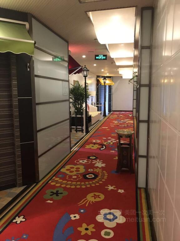 Цзиньчжун: Thank Inn Hotel Shanxi Jinzhong Qixian Middle School