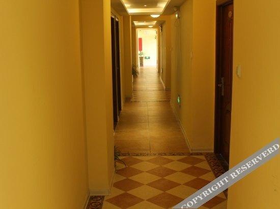 Суцянь: Yiju Hotel