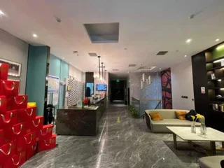 Чжэнчжоу: Hengtai Hotel (Zhengzhou Zijingshan Street Subway Station)