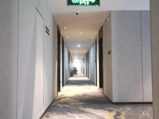 Чжэнчжоу: Hengtai Hotel (Zhengzhou Zijingshan Street Subway Station)