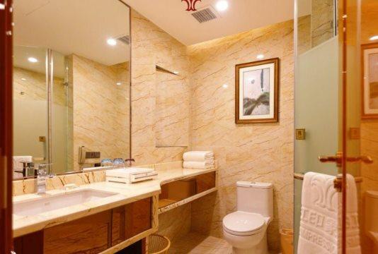 Чунцин: River Four Seasons Hotel