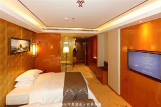 Чунцин: River Four Seasons Hotel