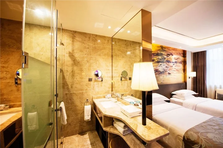 Чунцин: River Four Seasons Hotel
