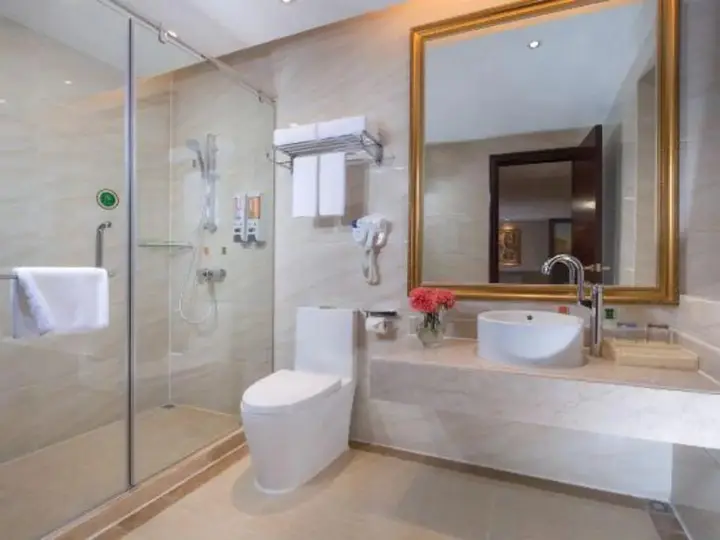 Хойчжоу: Vienna International Hotel (Huidong Honghai Bay)