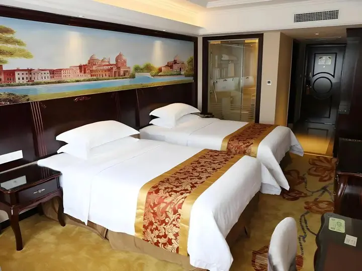 Хойчжоу: Vienna International Hotel (Huidong Honghai Bay)