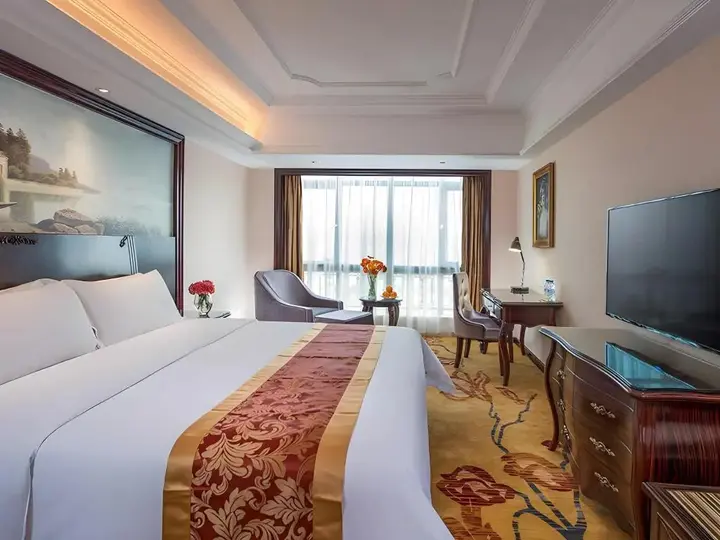 Хойчжоу: Vienna International Hotel (Huidong Honghai Bay)