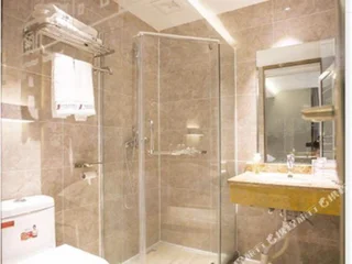 Йиян: Junkai Business Hotel