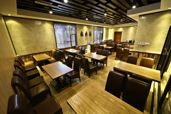 Пекин: Nostalgia Hotel Near Beijing Panjiayuan Antique Market