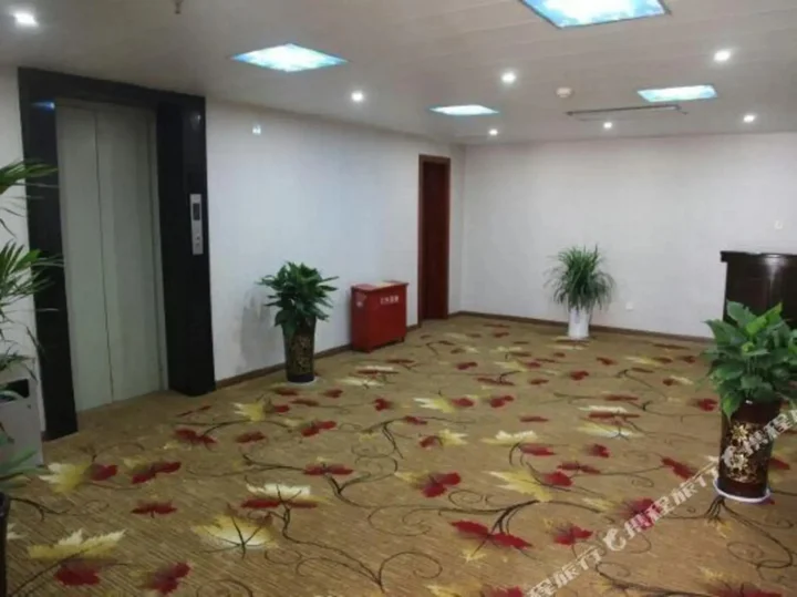 Ичан: Qing Jiang Garden Hotel