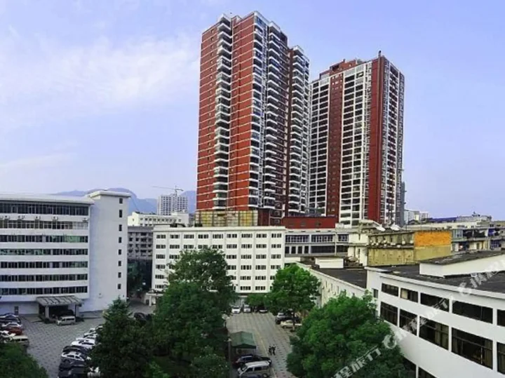 Ичан: Qing Jiang Garden Hotel