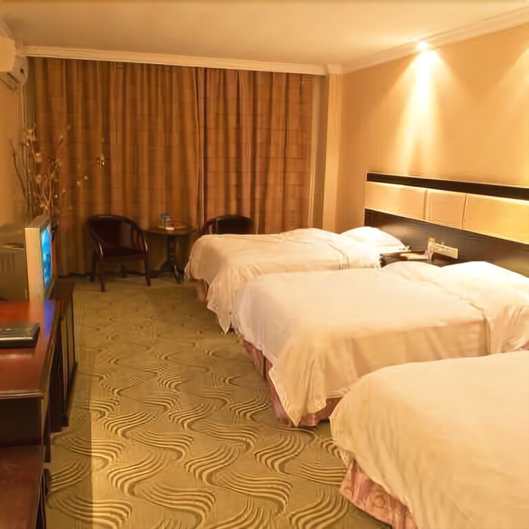 Чжаоцин: New Lido Hotel