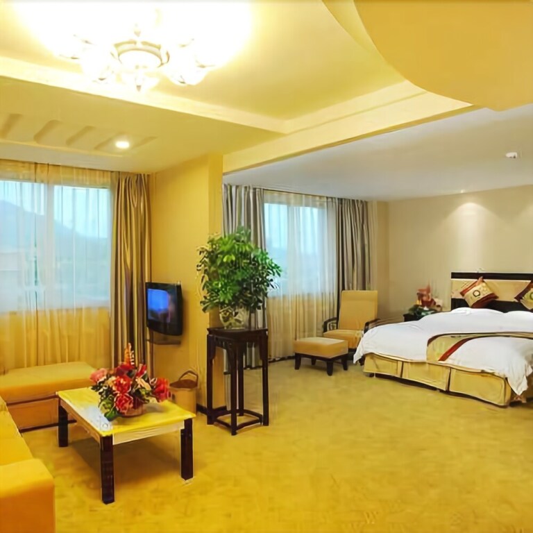 Чжаоцин: New Lido Hotel