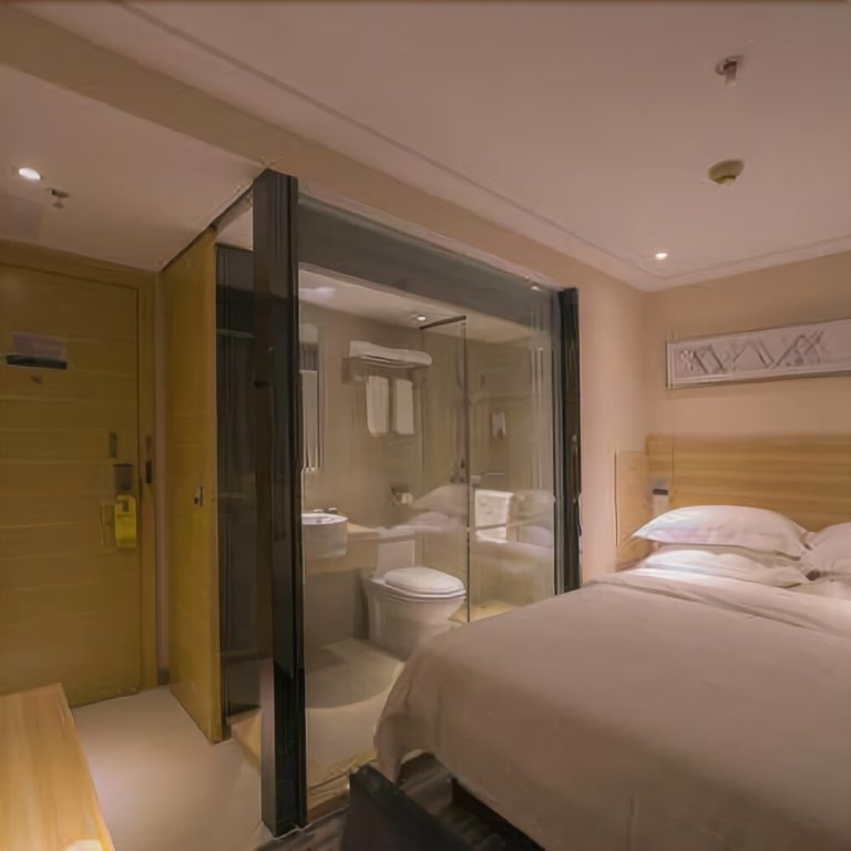 Чжуншань: City Comfort Inn Zhuhai Gongbei Kou'an Walking Street
