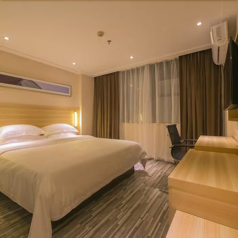 Чжуншань: City Comfort Inn Zhuhai Gongbei Kou'an Walking Street