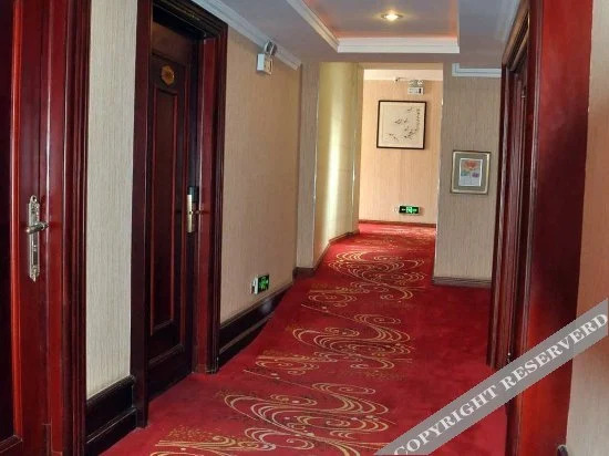 Синхай: Ruige Business Hotel