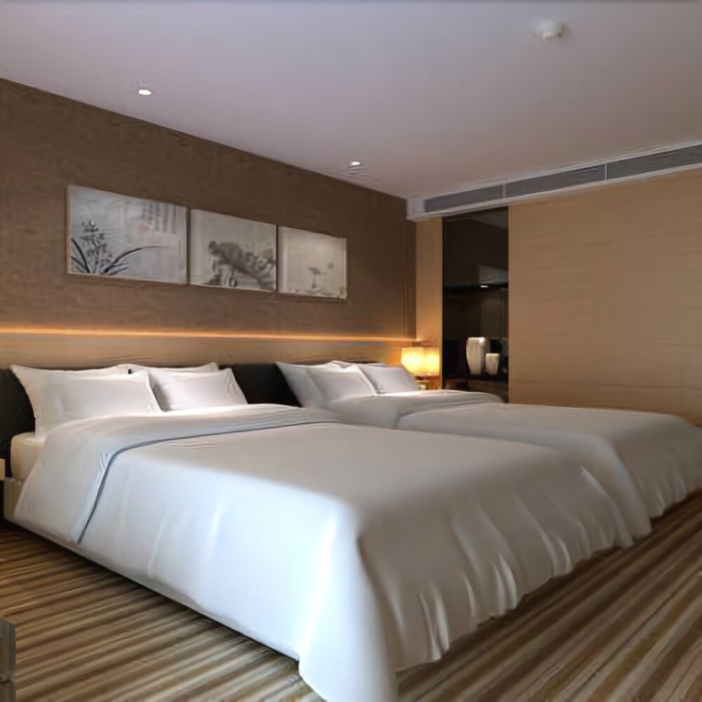 Джиангме: Jingnian Hotel