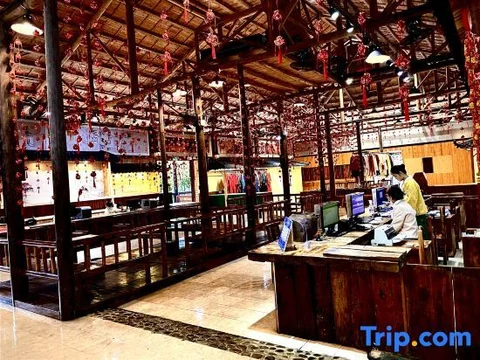 Цзиньюань: Jiuzhou Yizhan Resort (Yingde Tianmengou)