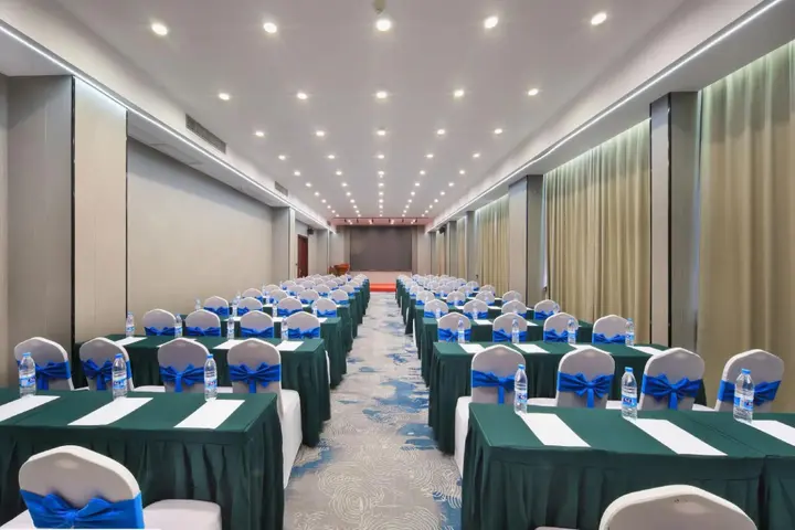 Гуйлинь: Hua Mansion Heng Da Square