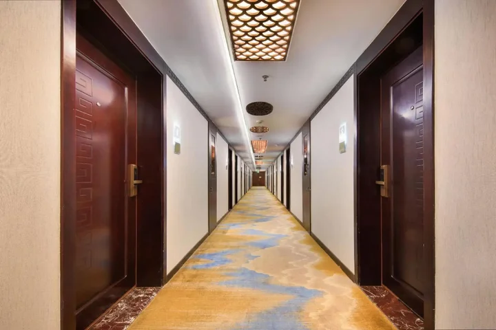 Гуйлинь: Hua Mansion Heng Da Square