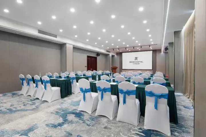 Гуйлинь: Hua Mansion Heng Da Square