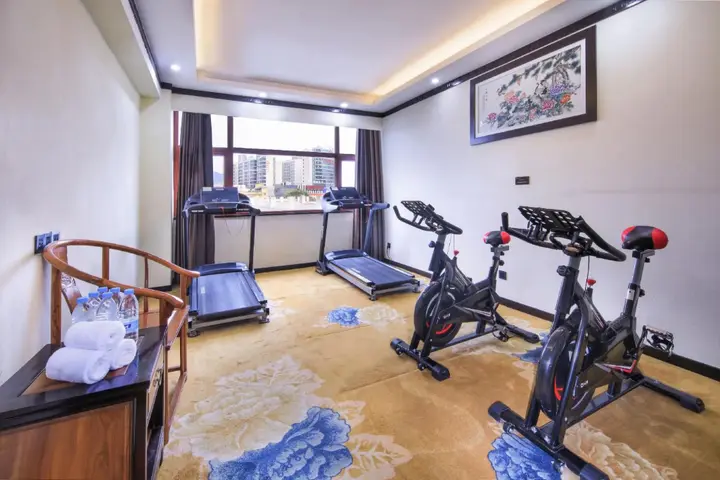 Гуйлинь: Hua Mansion Heng Da Square