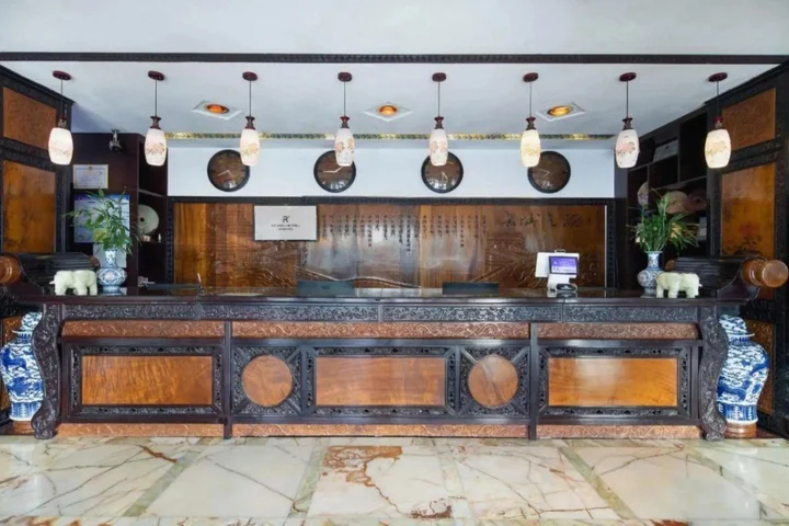 Гуйлинь: Hua Mansion Heng Da Square