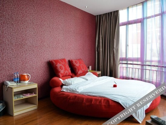 Лоян: Provence Express Inn
